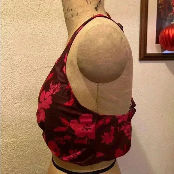 Yonique Plus Size V Neck Criss Cross Back Red Flower Bikini Top NWT Size 18W - Picture 6 of 9